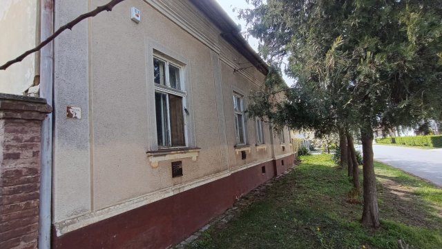 Eladó családi ház, Hajdúnánáson 45.9 M Ft, 4 szobás