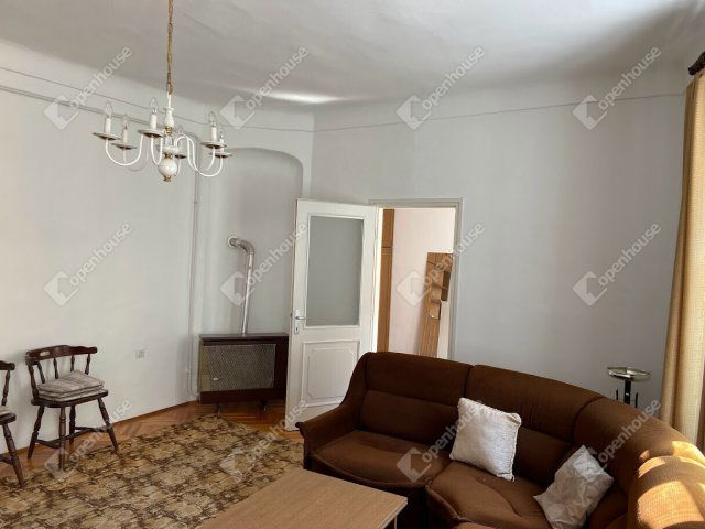 Eladó családi ház, Győrött 179 M Ft, 7 szobás