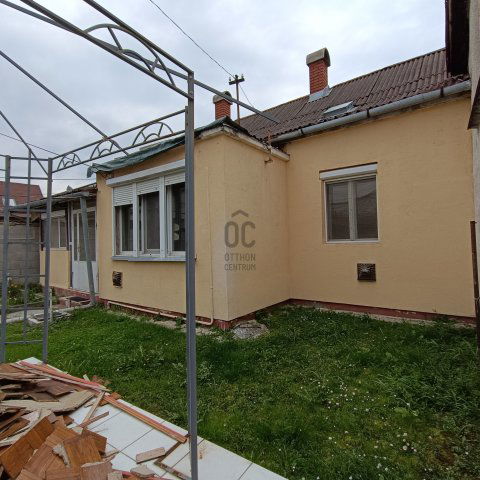 Eladó családi ház, Nagykanizsán 25.9 M Ft, 2 szobás