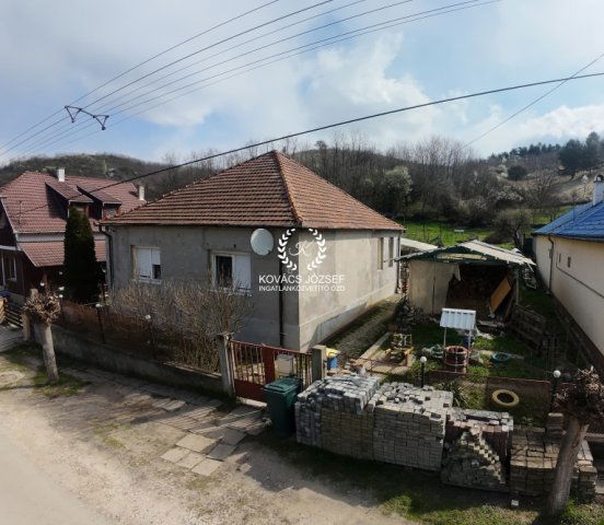 Eladó családi ház, Ózdon 15.99 M Ft, 2+1 szobás