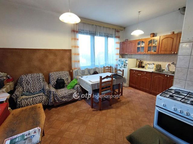 Eladó családi ház, Érden 98 M Ft, 5 szobás