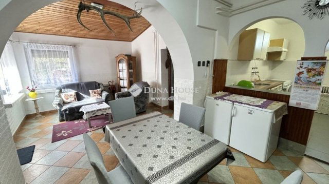 Eladó családi ház, Dukán 27 M Ft, 5 szobás