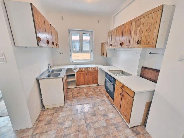 Eladó családi ház, Budapesten, XVIII. kerületben 89.98 M Ft