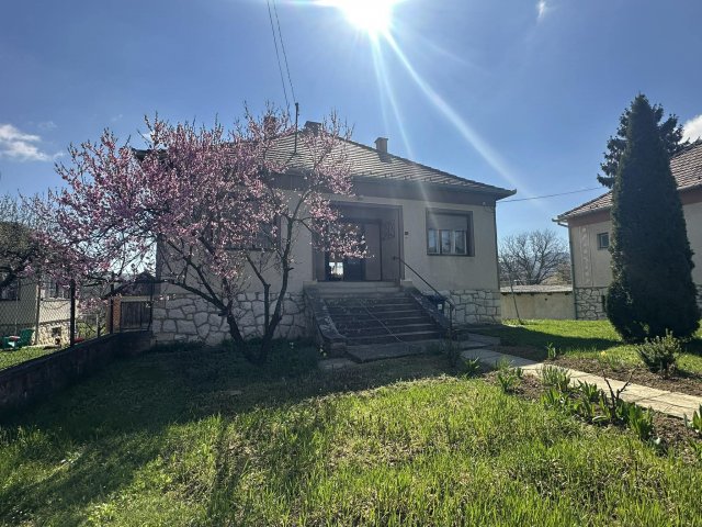 Eladó családi ház, Magyaregregyen 35 M Ft, 2 szobás