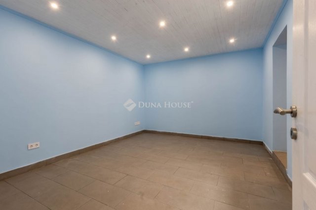 Eladó családi ház, Budapesten, XX. kerületben 52.9 M Ft