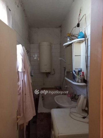 Eladó családi ház, Tiszavasváriban 7.9 M Ft, 2 szobás