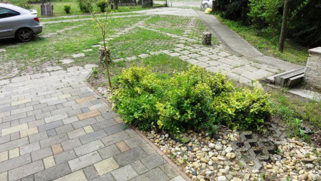 Eladó családi ház, Kecskeméten 90 M Ft, 4 szobás