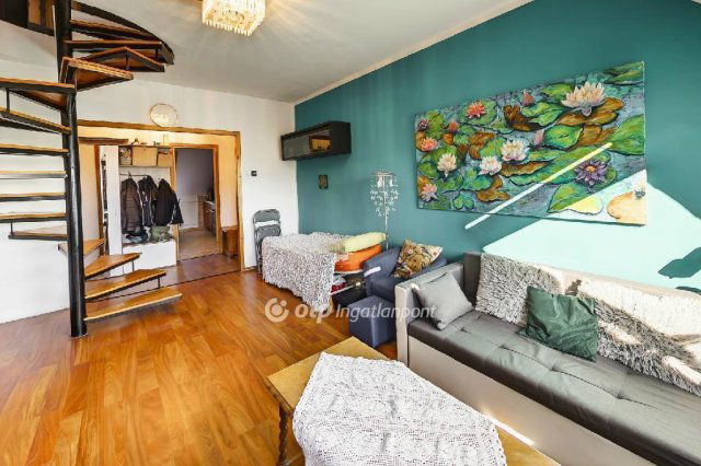 Eladó téglalakás, Egerben 74.9 M Ft, 4 szobás