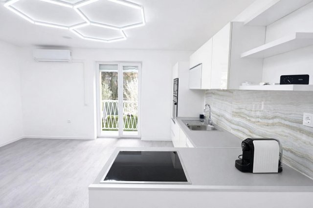 Eladó téglalakás, Komlón 42 M Ft, 3 szobás