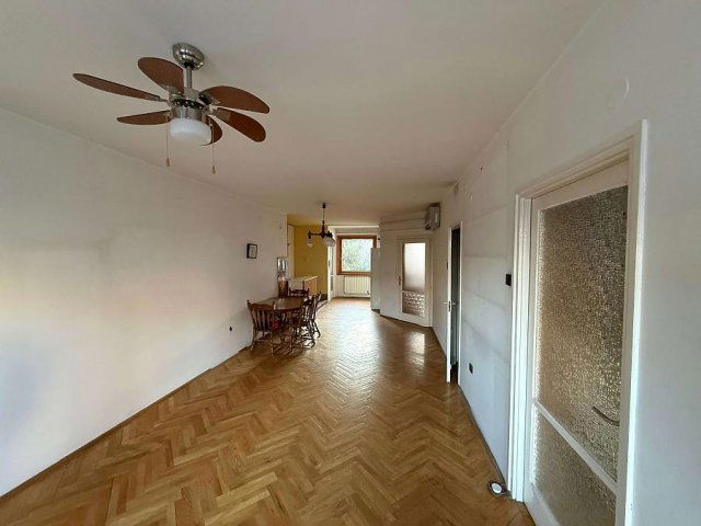 Eladó téglalakás, Budapesten, III. kerületben 82.9 M Ft