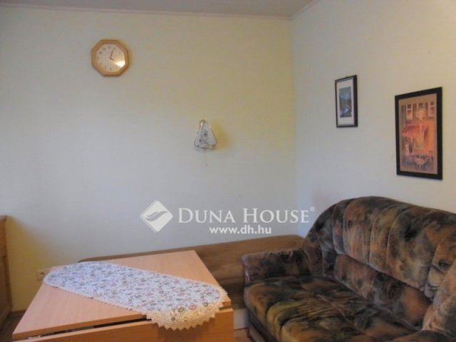 Eladó családi ház, Siófokon 67.9 M Ft, 1+4 szobás