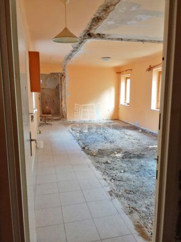 Eladó téglalakás, Budapesten, VIII. kerületben 66 M Ft, 2 szobás