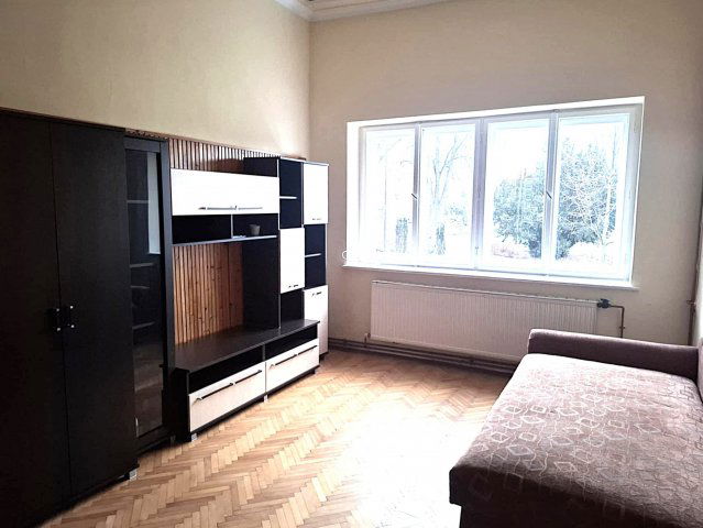 Kiadó ikerház, albérlet, Tégláson 150 E Ft / hó, 3 szobás