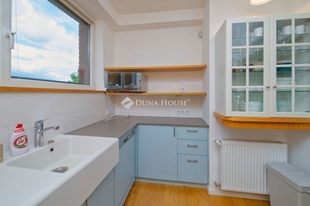 Eladó téglalakás, Budapesten, XII. kerületben 175 M Ft, 3 szobás