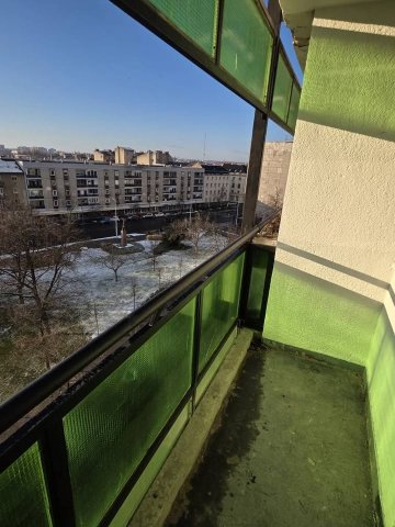 Eladó téglalakás, Debrecenben, Petőfi téren 55 M Ft, 1+2 szobás