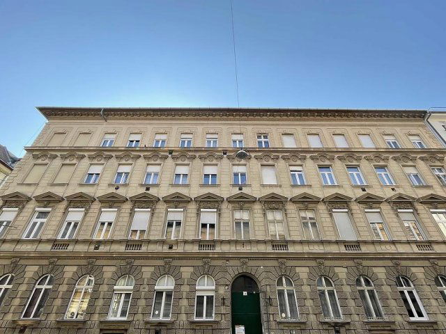 Eladó téglalakás, Budapesten, VII. kerületben, Rózsa utcában