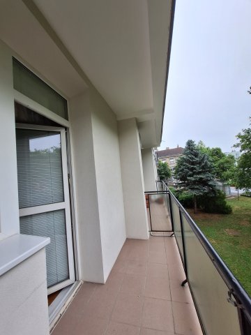Eladó panellakás, Győrött 47.8 M Ft, 1+1 szobás
