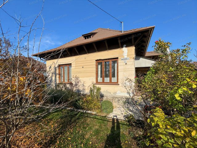 Eladó családi ház, Kecskeméten 99.99 M Ft, 8 szobás