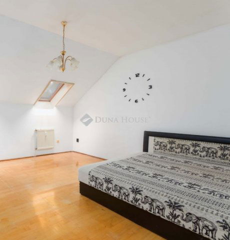 Eladó téglalakás, Mosonmagyaróváron 55.99 M Ft, 3 szobás