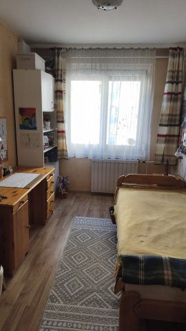 Eladó panellakás, Budapesten, III. kerületben 114 M Ft