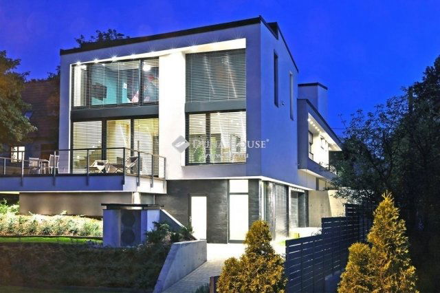 Eladó családi ház, Budapesten, II. kerületben 550 M Ft, 5 szobás