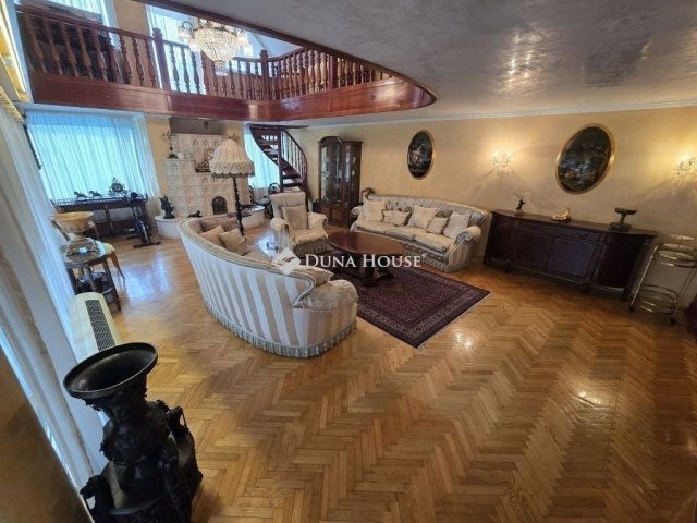 Eladó családi ház, Budaörsön 390 M Ft, 6+1 szobás