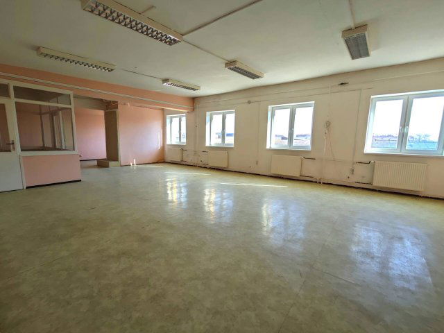 Kiadó iroda, Miskolcon 319 E Ft / hó, 1 szobás