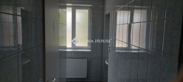 Kiadó iroda, Budapesten, X. kerületben 658 E Ft / hó, 4 szobás