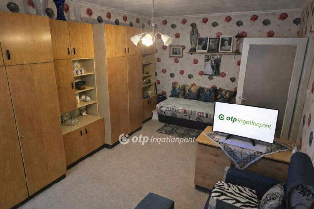 Eladó panellakás, Budapesten, III. kerületben 62.9 M Ft, 2 szobás