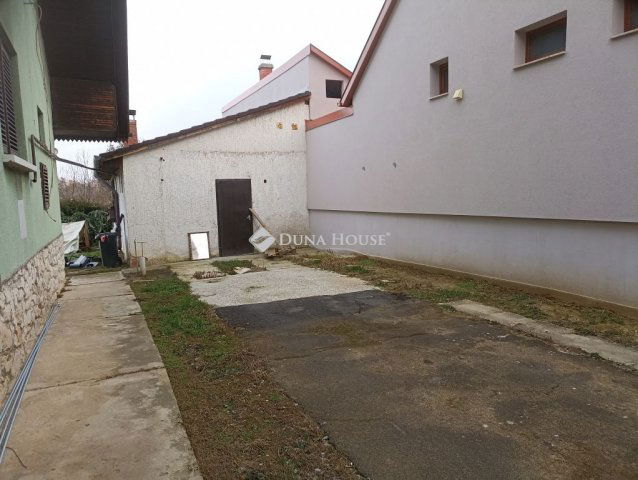 Eladó családi ház, Zalaegerszegen, Jókai Mór utcában 75 M Ft