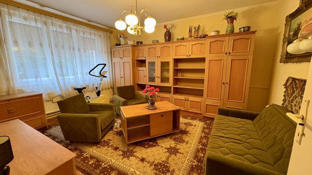 Kiadó téglalakás, albérlet, Debrecenben 240 E Ft / hó, 3 szobás
