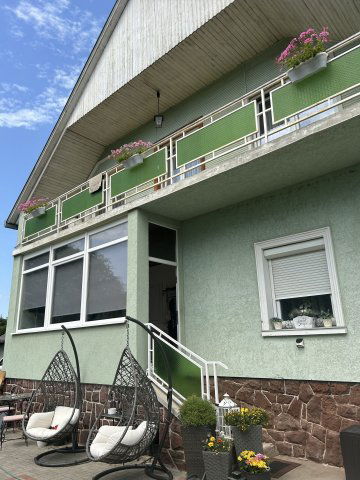 Eladó családi ház, Balatonfüreden 148 M Ft, 6 szobás