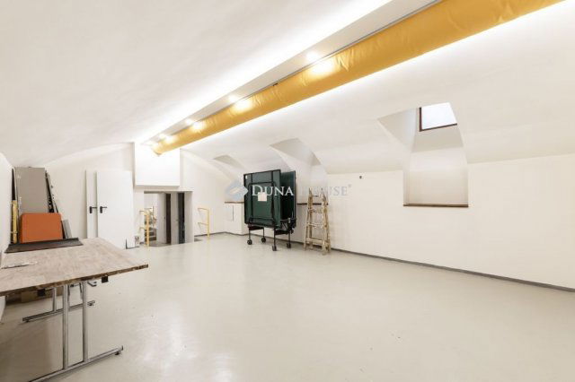 Eladó iroda, Budapesten, VI. kerületben 110 M Ft, 3 szobás