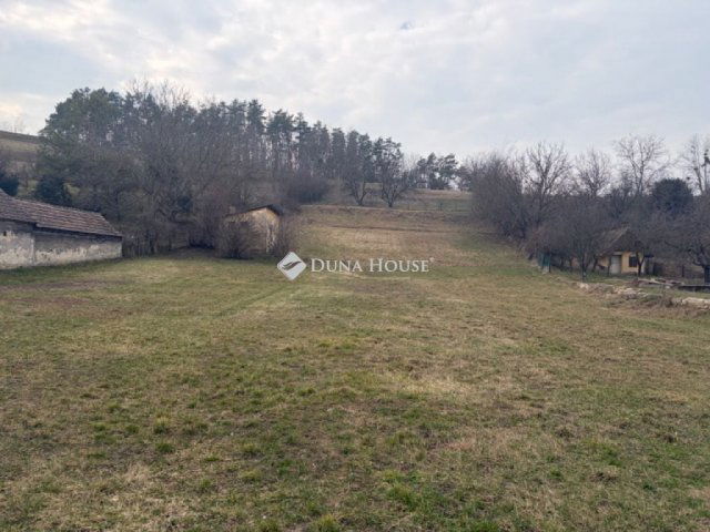 Eladó telek, Tatán, Kossuth Lajos utcában 39 M Ft