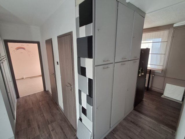 Eladó panellakás, Cegléden 46.9 M Ft, 2 szobás