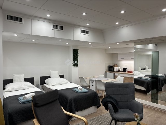 Eladó üzlethelyiség, Debrecenben 32.99 M Ft, 2 szobás