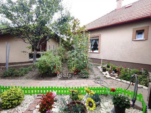 Eladó családi ház, Érden 129 M Ft, 5+1 szobás