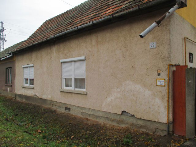 Eladó ikerház, Orosházán 22 M Ft, 2 szobás