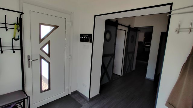 Eladó családi ház, Százhalombattán 88 M Ft, 2 szobás