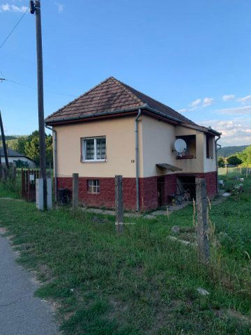 Eladó családi ház, Szilaspogonyon 8.9 M Ft, 2 szobás
