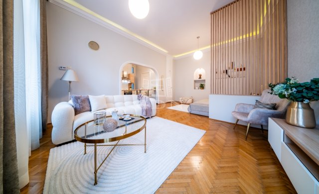Eladó téglalakás, Budapesten, VI. kerületben 97.7 M Ft, 1 szobás
