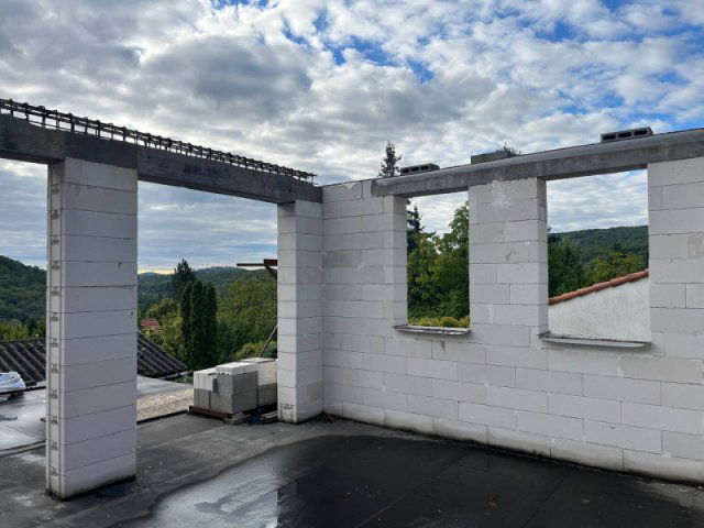 Eladó családi ház, Solymáron 119.5 M Ft, 4 szobás