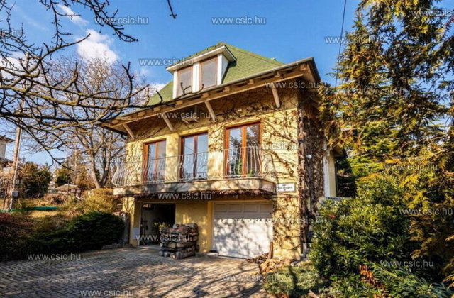 Eladó családi ház, Budapesten, II. kerületben 298.96 M Ft