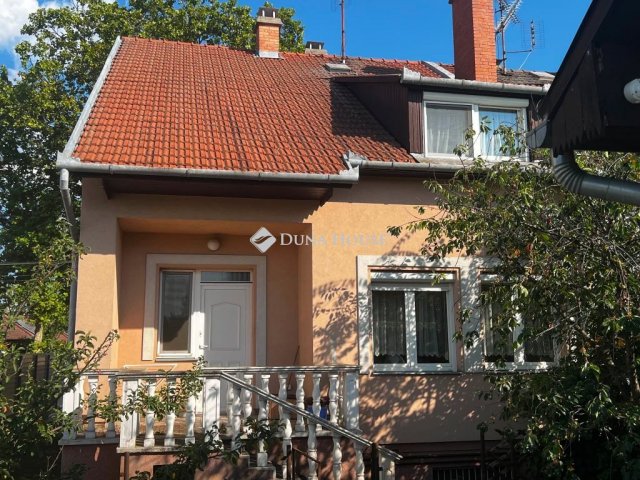 Eladó ikerház, Debrecenben, Kabar utcában 89.5 M Ft, 6 szobás