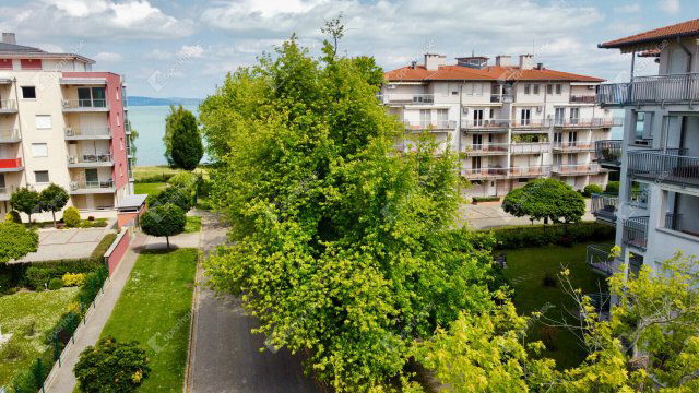 Eladó téglalakás, Siófokon 125 M Ft, 3 szobás