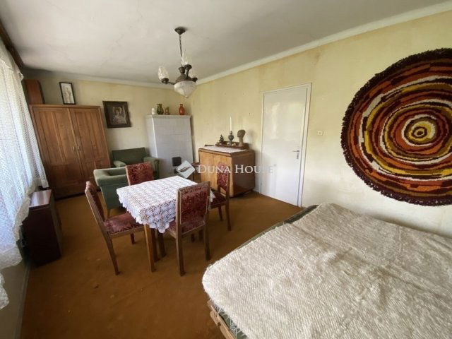 Eladó sorház, Szekszárdon 51 M Ft, 3 szobás