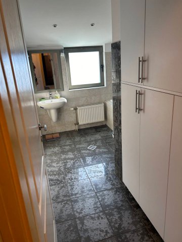 Eladó téglalakás, Miskolcon 47.9 M Ft, 3 szobás