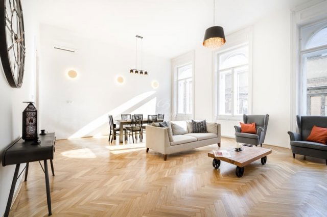 Kiadó téglalakás, albérlet, VI. kerületben, Teréz körúton