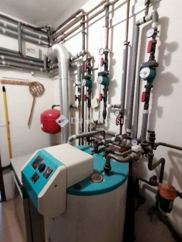 Eladó családi ház, Tökön 115 M Ft, 4 szobás