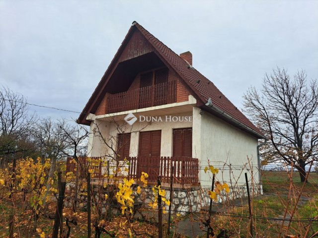 Eladó nyaraló, Báron 17.5 M Ft, 2 szobás / költözzbe.hu